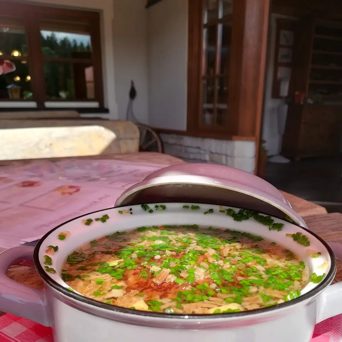 Kaspressknödelsuppe