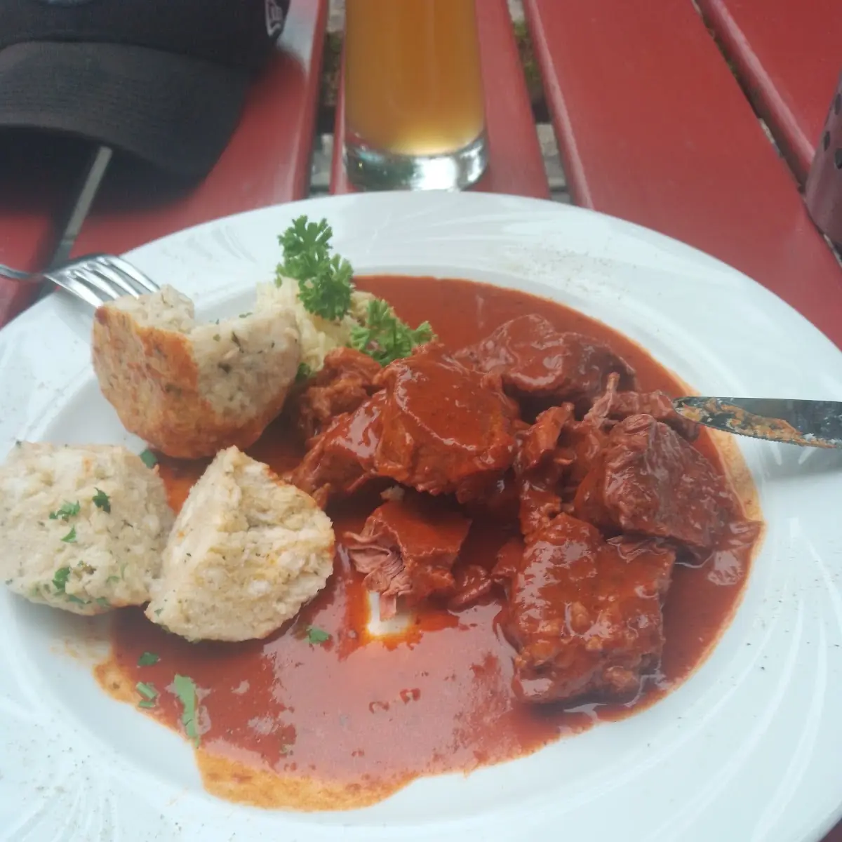 Saftgulasch Vom Rind Mit Semmelknödel