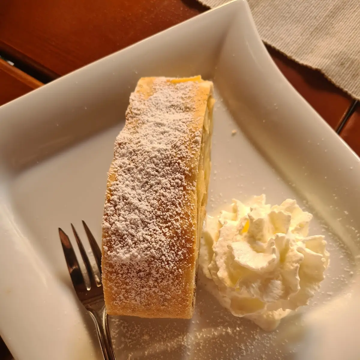 Apfelstrudel