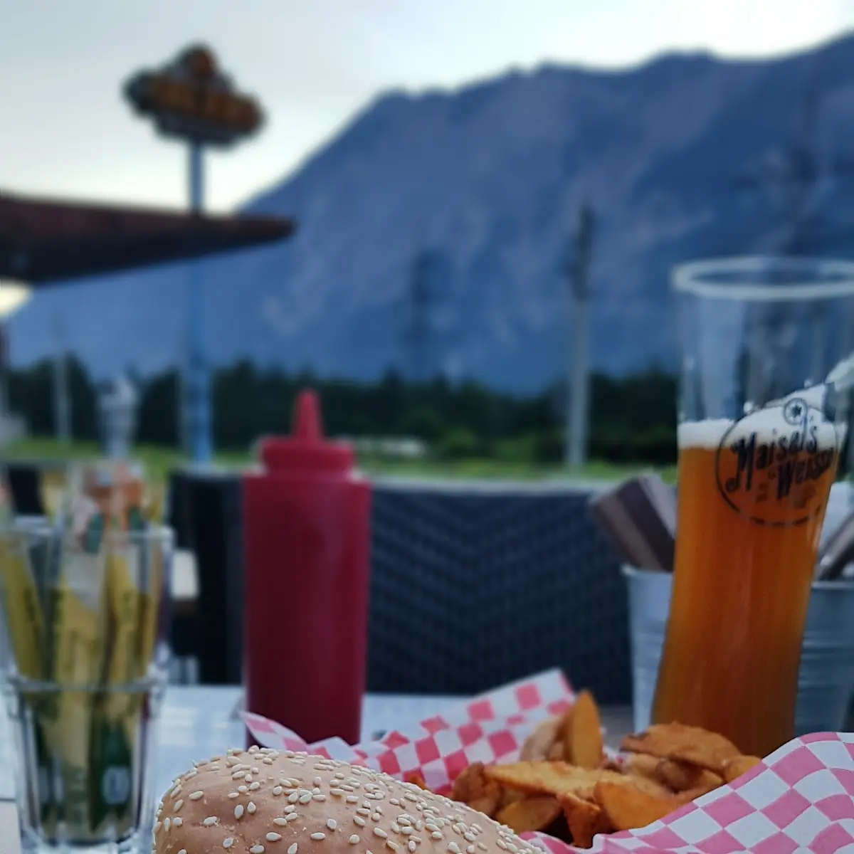 Hot Rod Burger