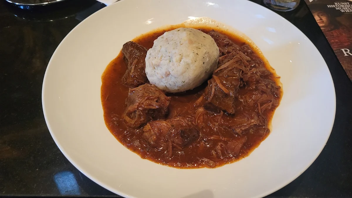 Wiener Rindsgulasch
