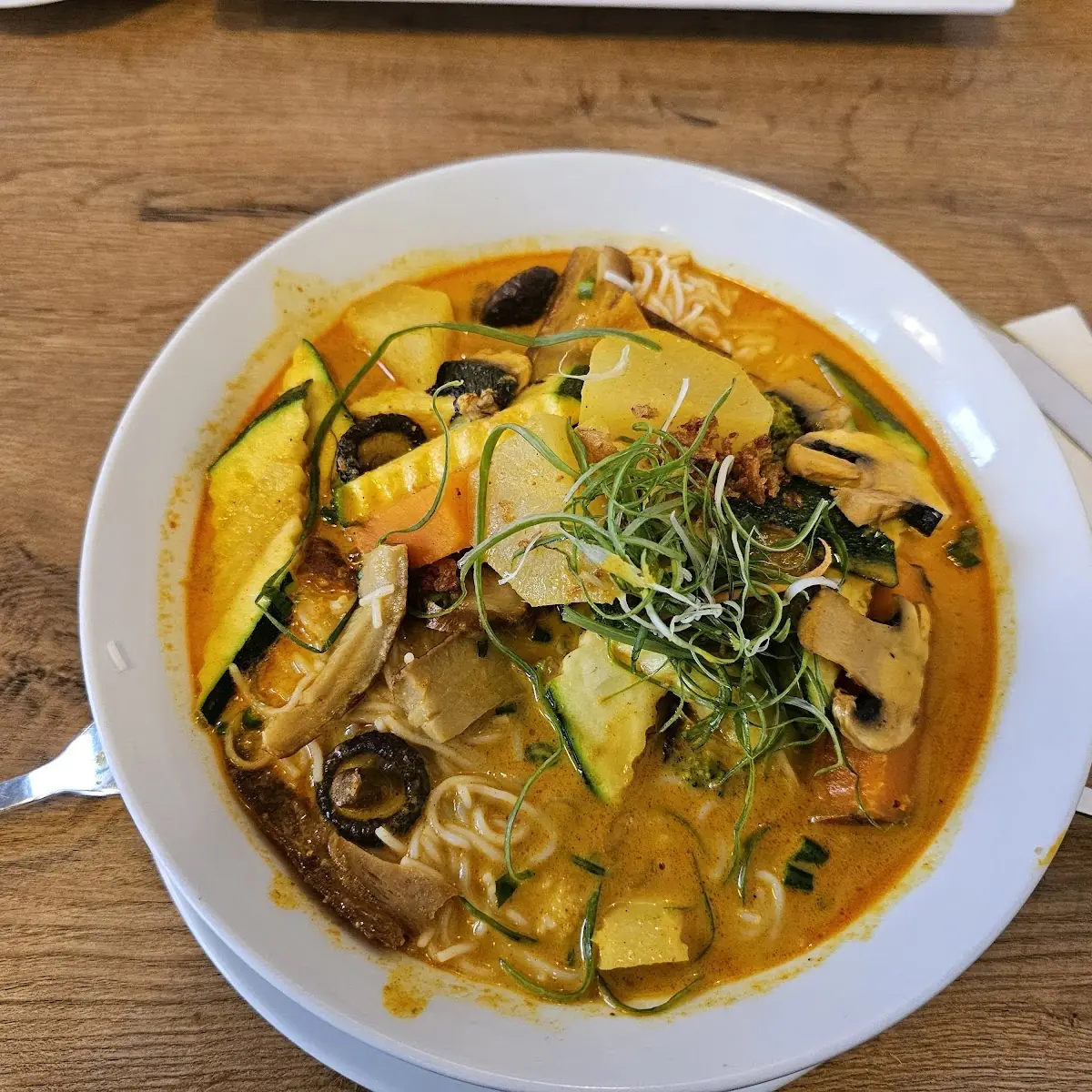 Canh Bồ Đề Tâm Scharfe Kokosmilchsuppe