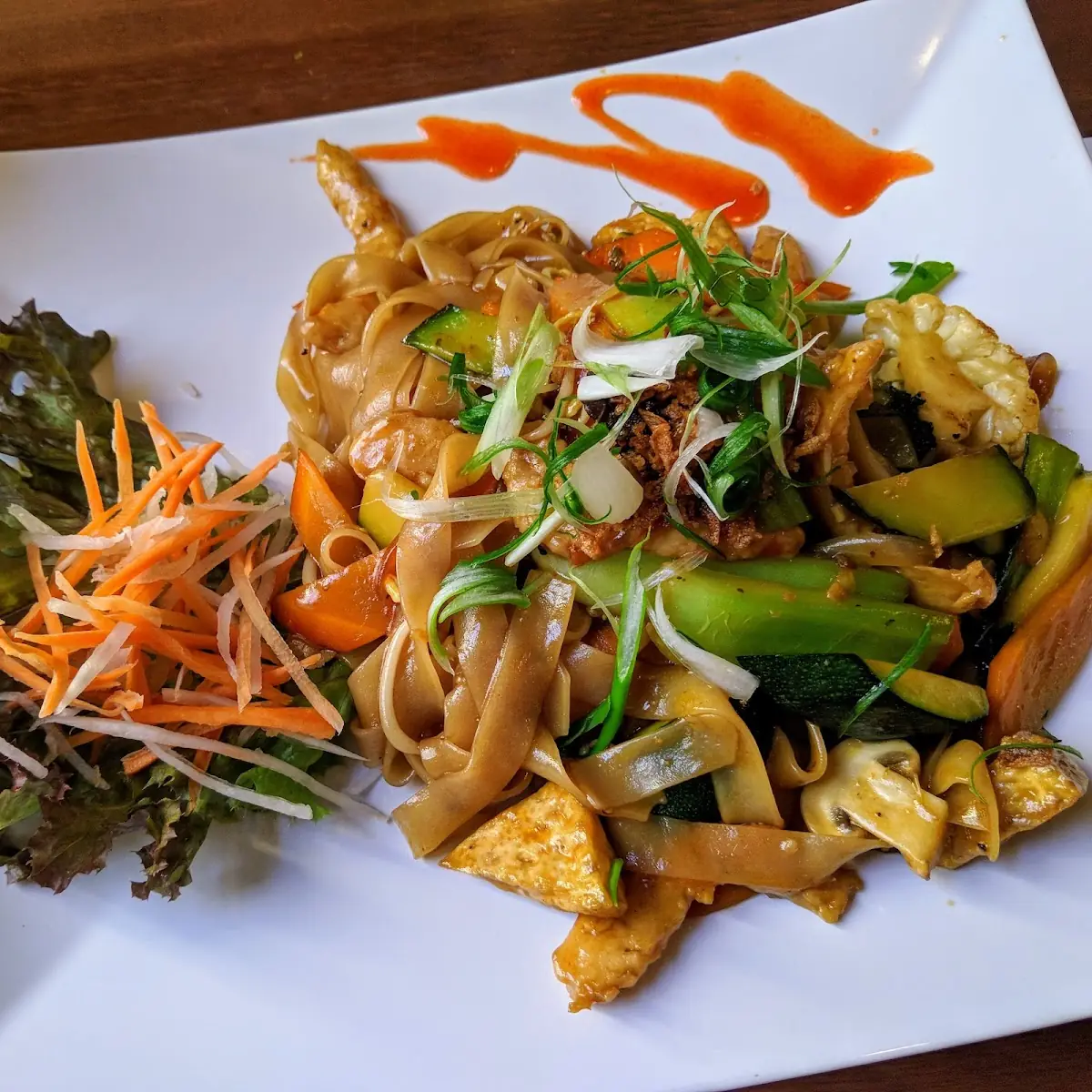 Phở Xào Gebratene Reisbandnudein
