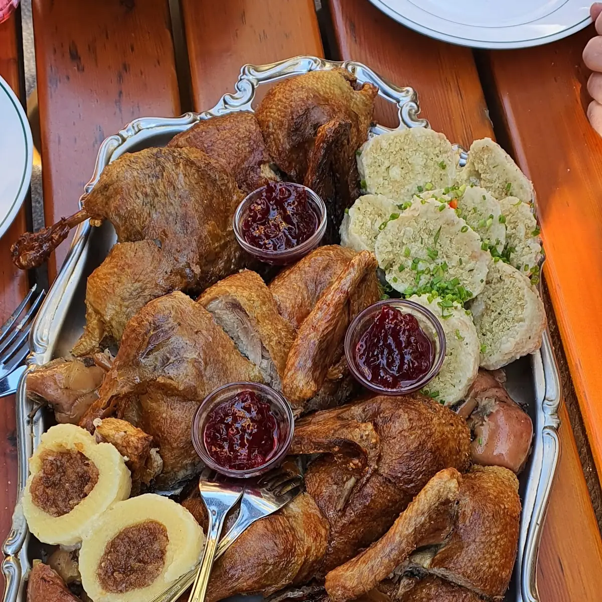 Ente Mit Knödeln