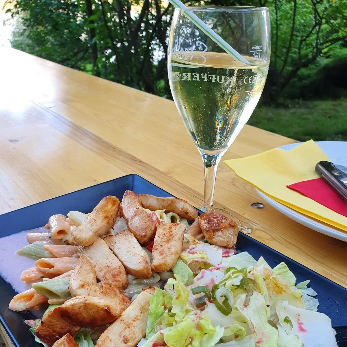 Nudelsalat Mit Hühnerstreifen