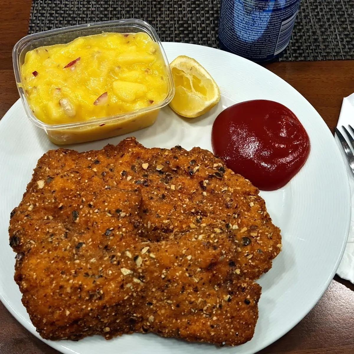 Hühnerschnitzel Mit Spezieller Panier