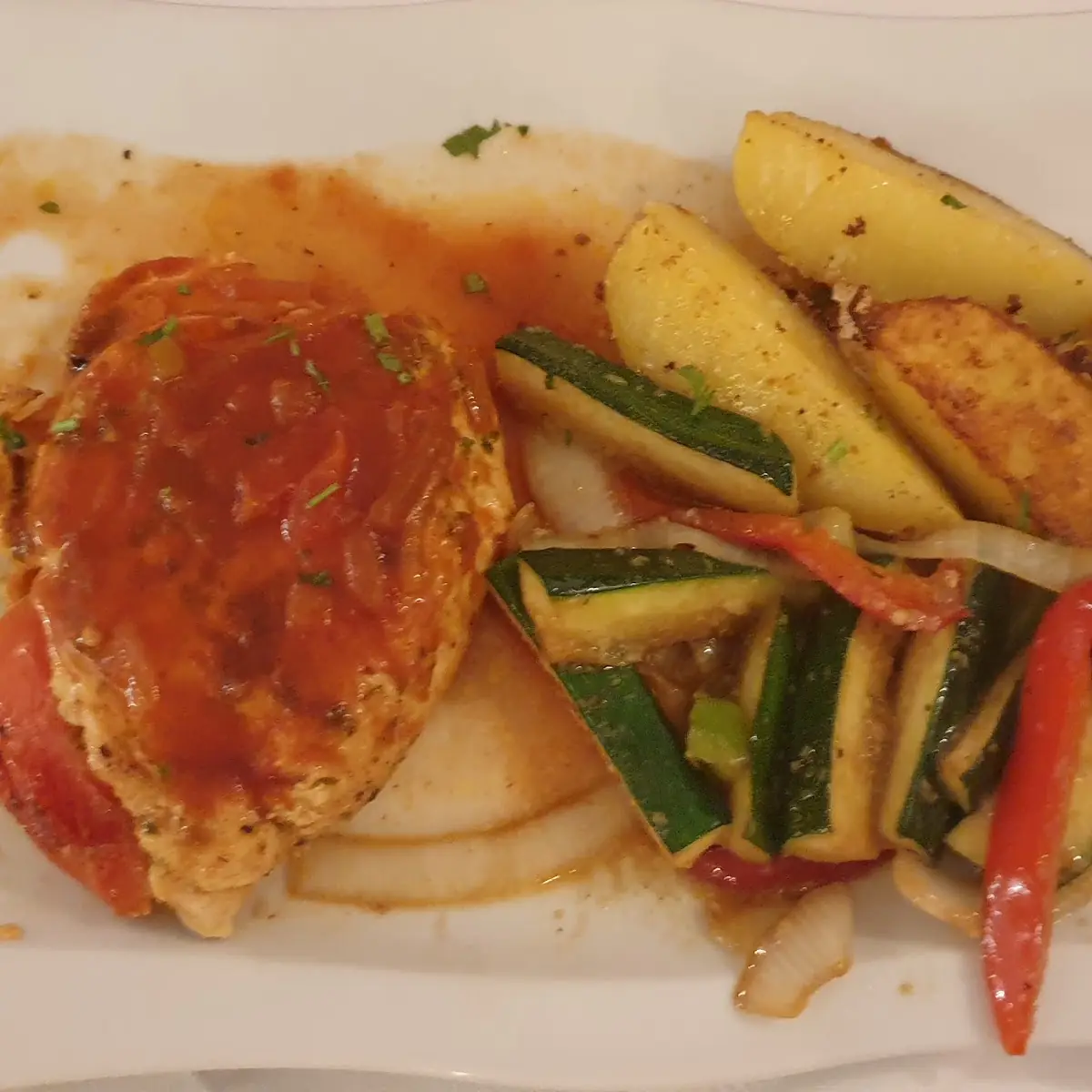 Gegrilltes Fleisch Mit Gemüse
