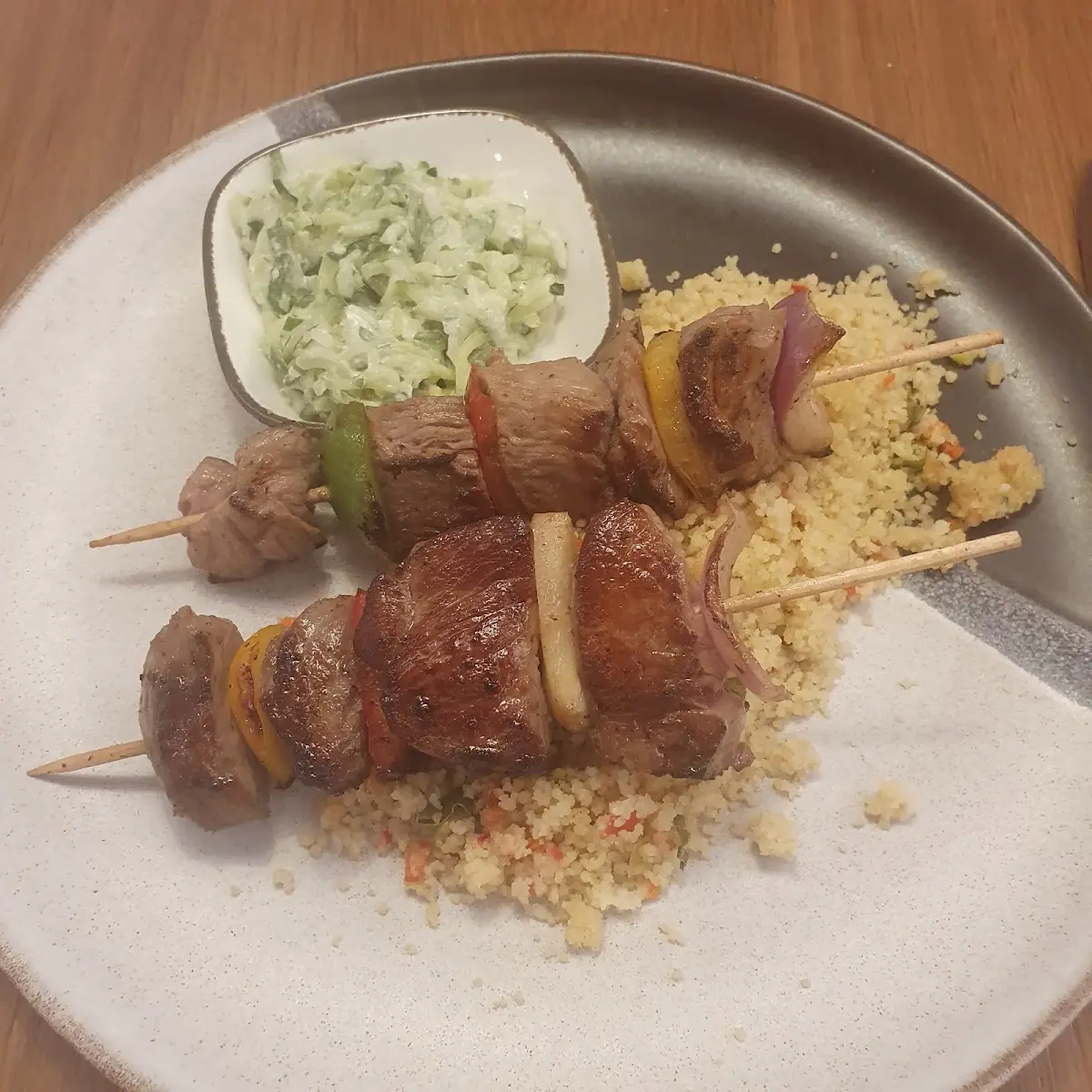 Lamm Auf Couscous Mit Tzaziki