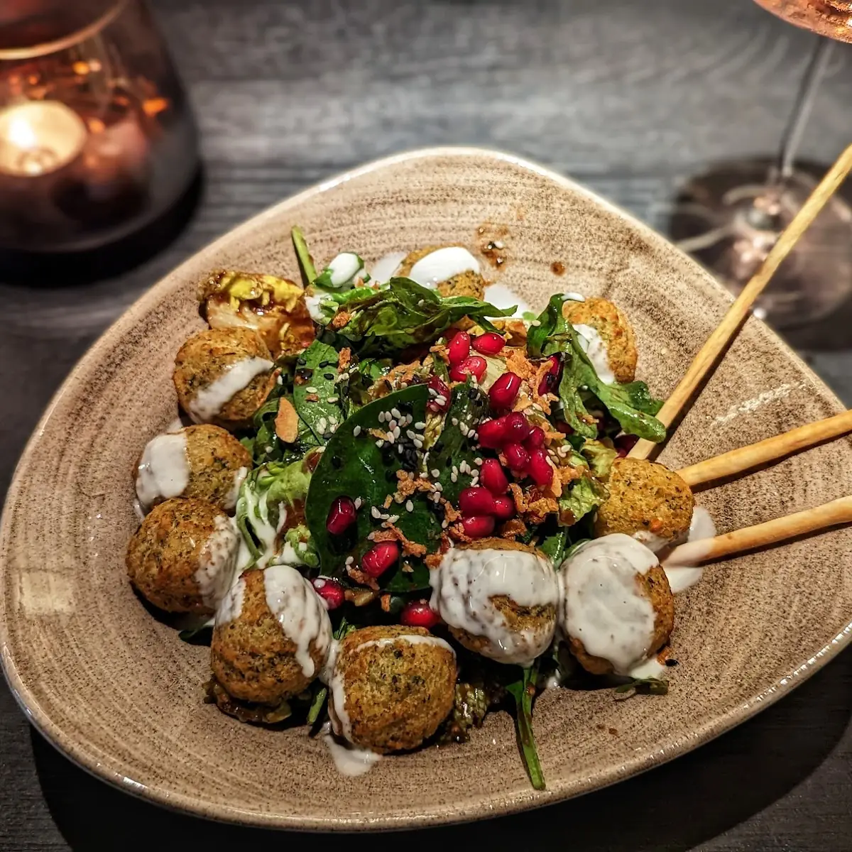 Salat Bowl Mit Falafel