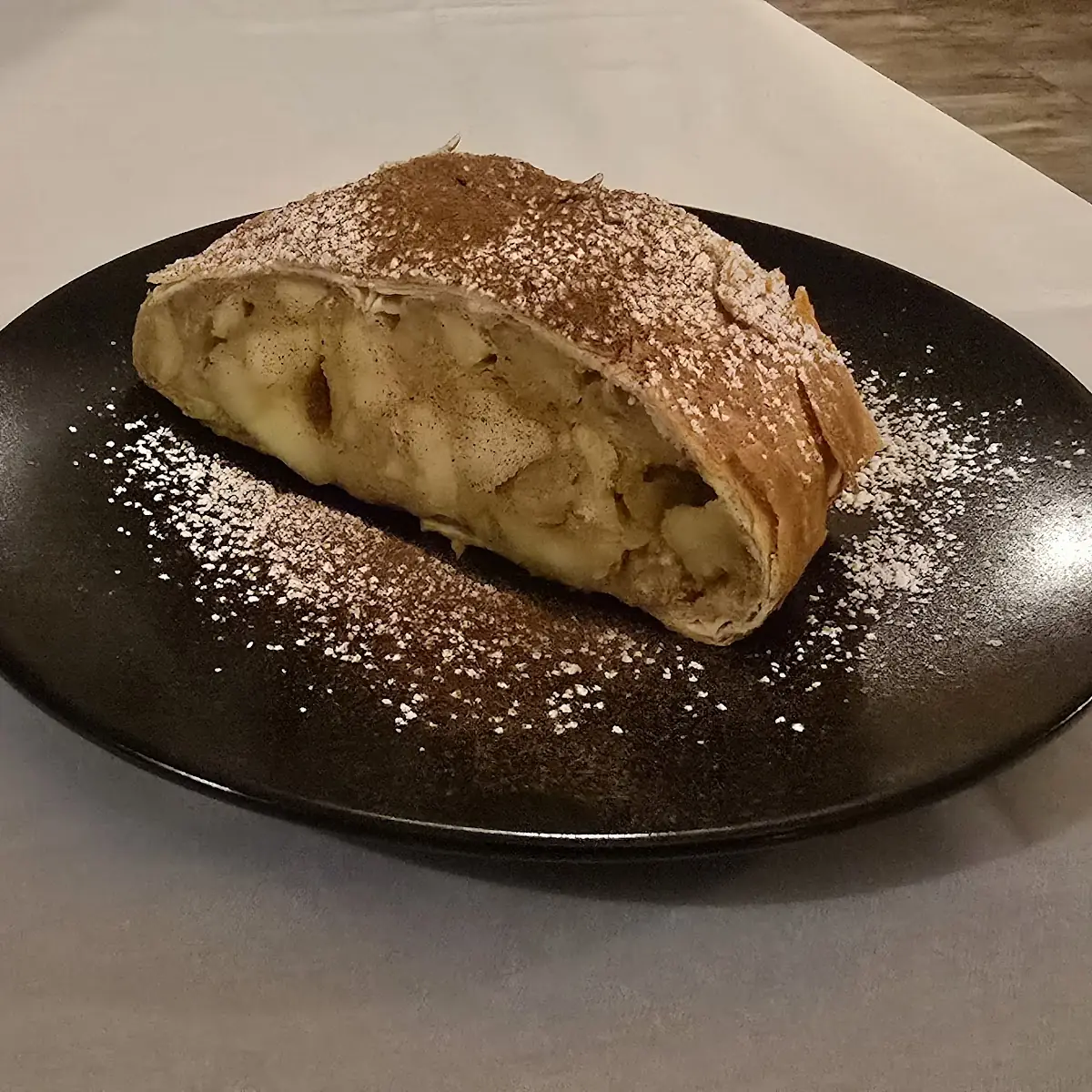 Apfelstrudel