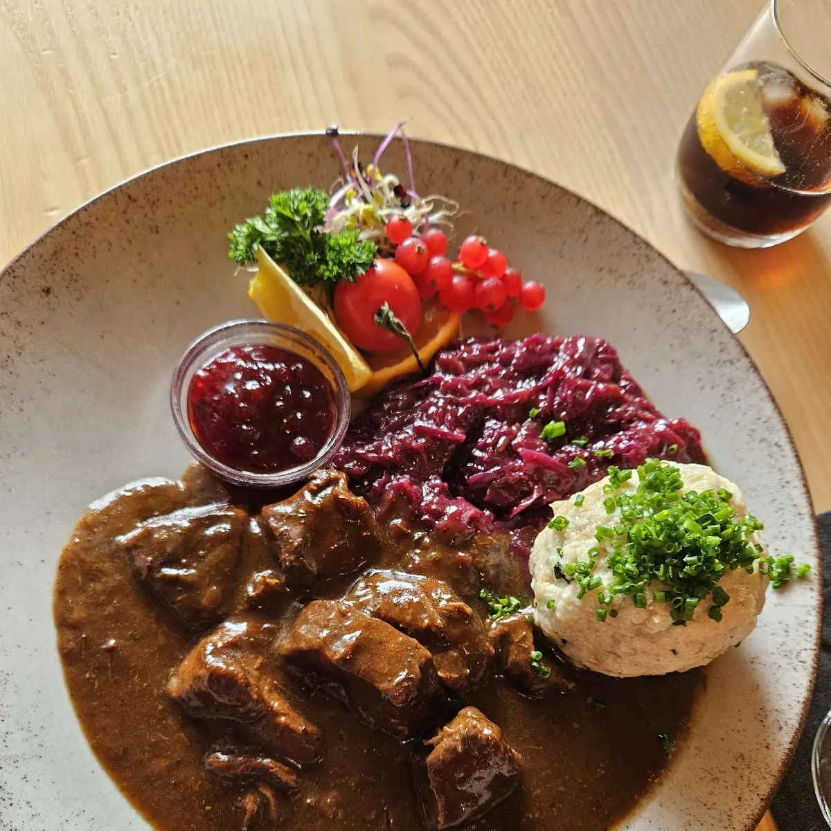 Hirschgulasch