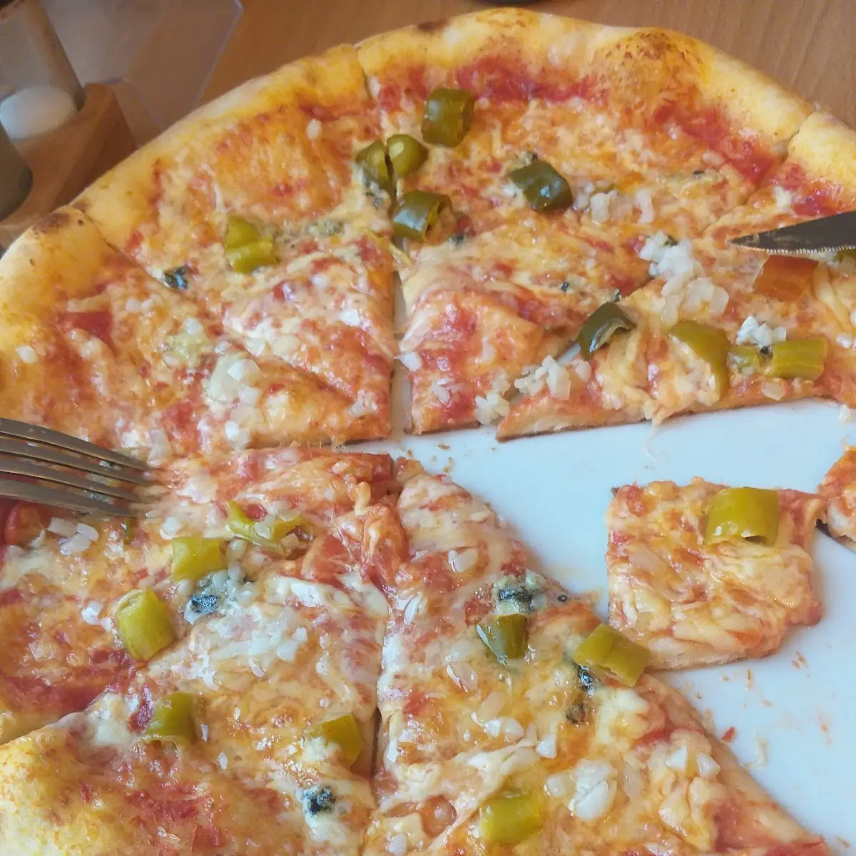 Quattro Formaggi Scharf