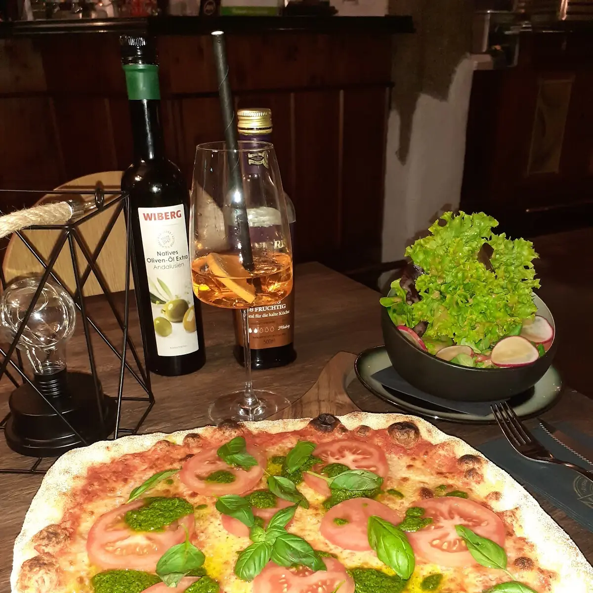 Pizza Caprese