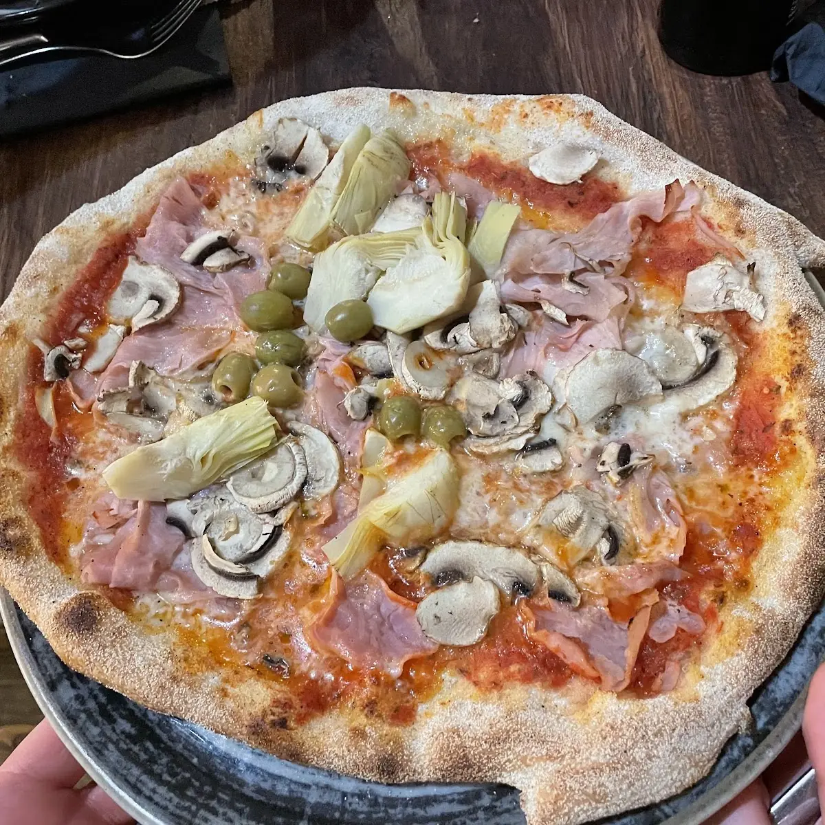 Pizza Capricciosa Thunfisch