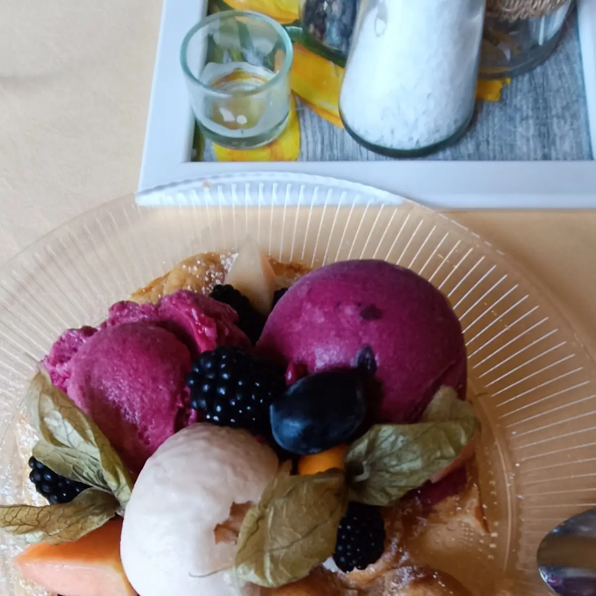 Crepe Del Kaiser Con Gelato Ai Frutti