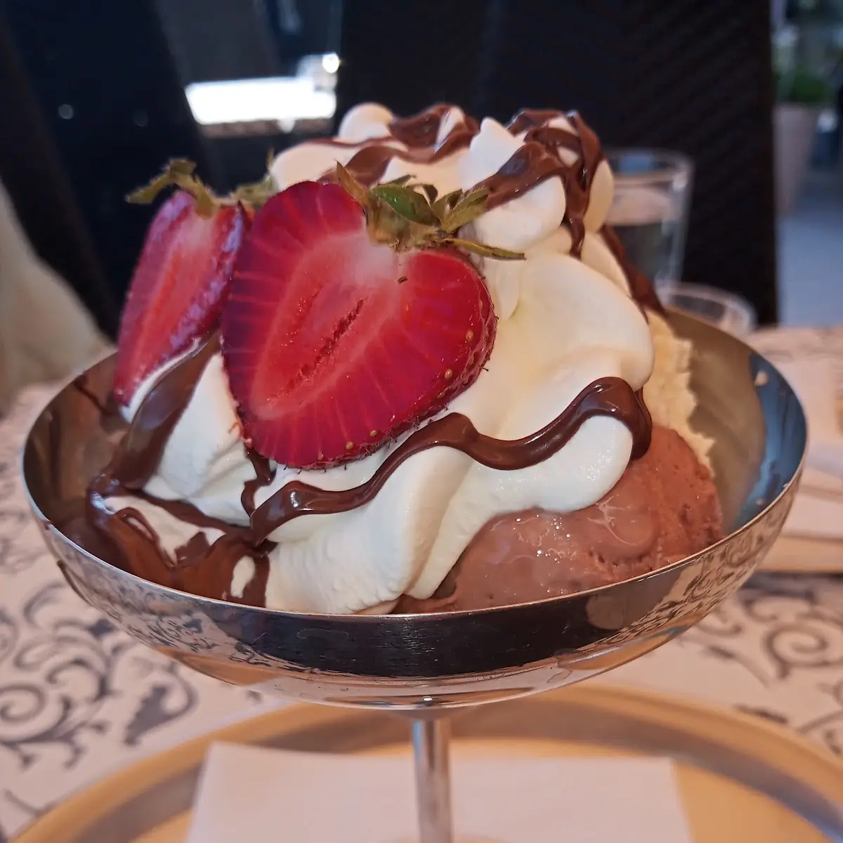 Nutella Becher