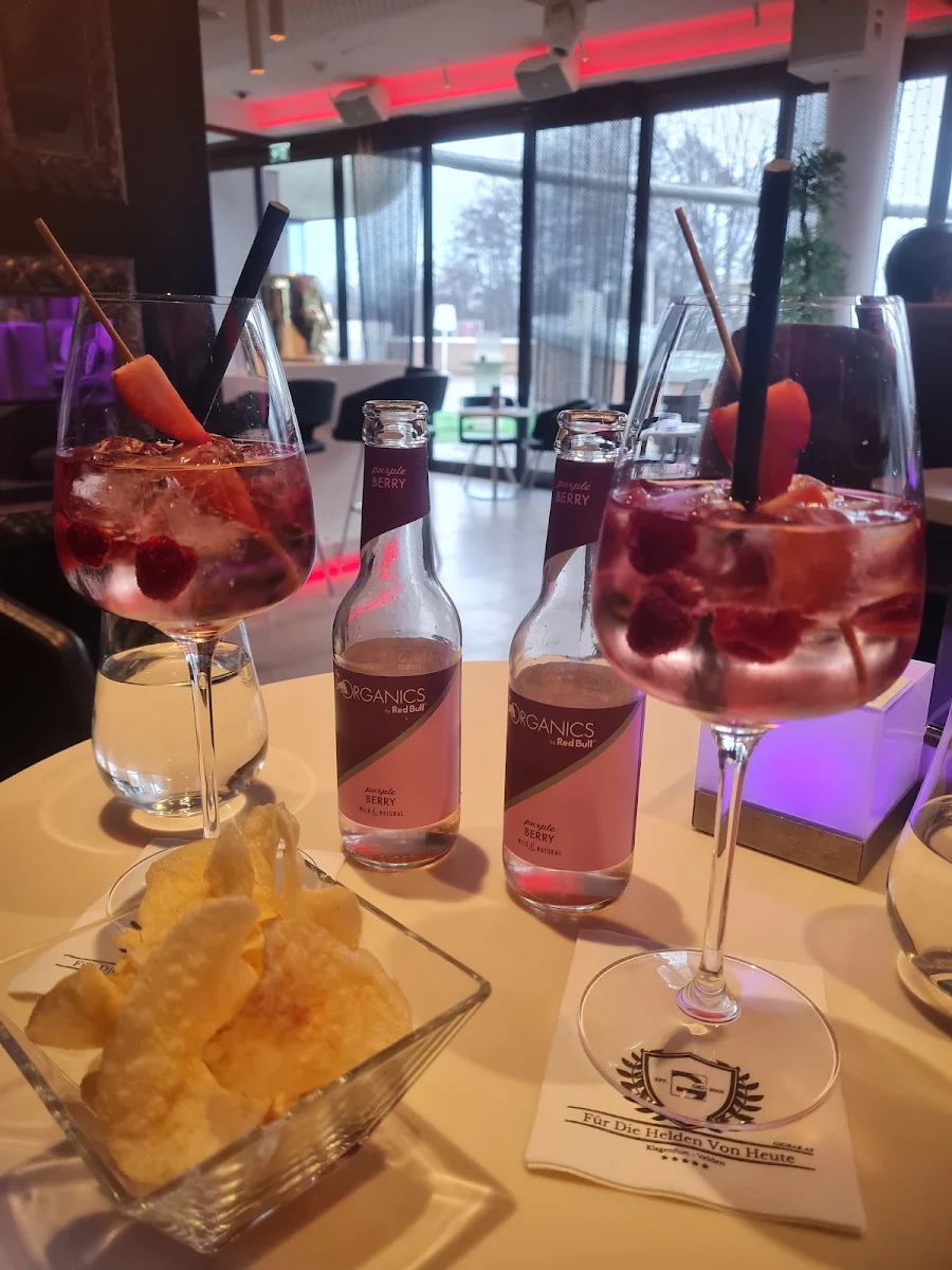 Lillet Spritz Wild Berry