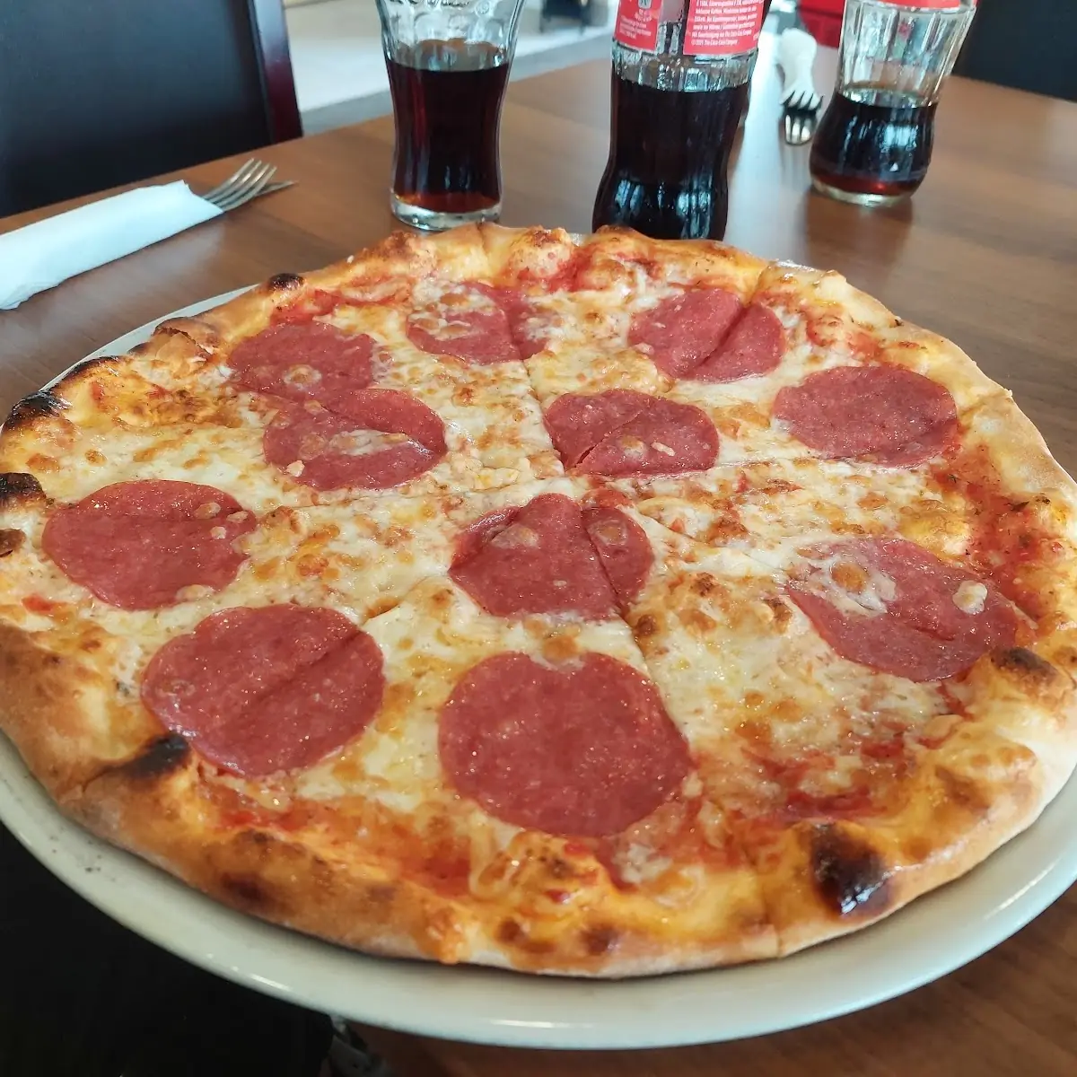 Salami Pizza