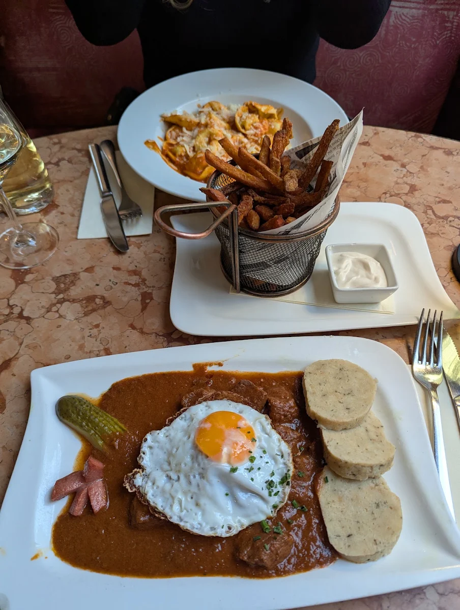 Oryginal Wiener Fiakergulasch