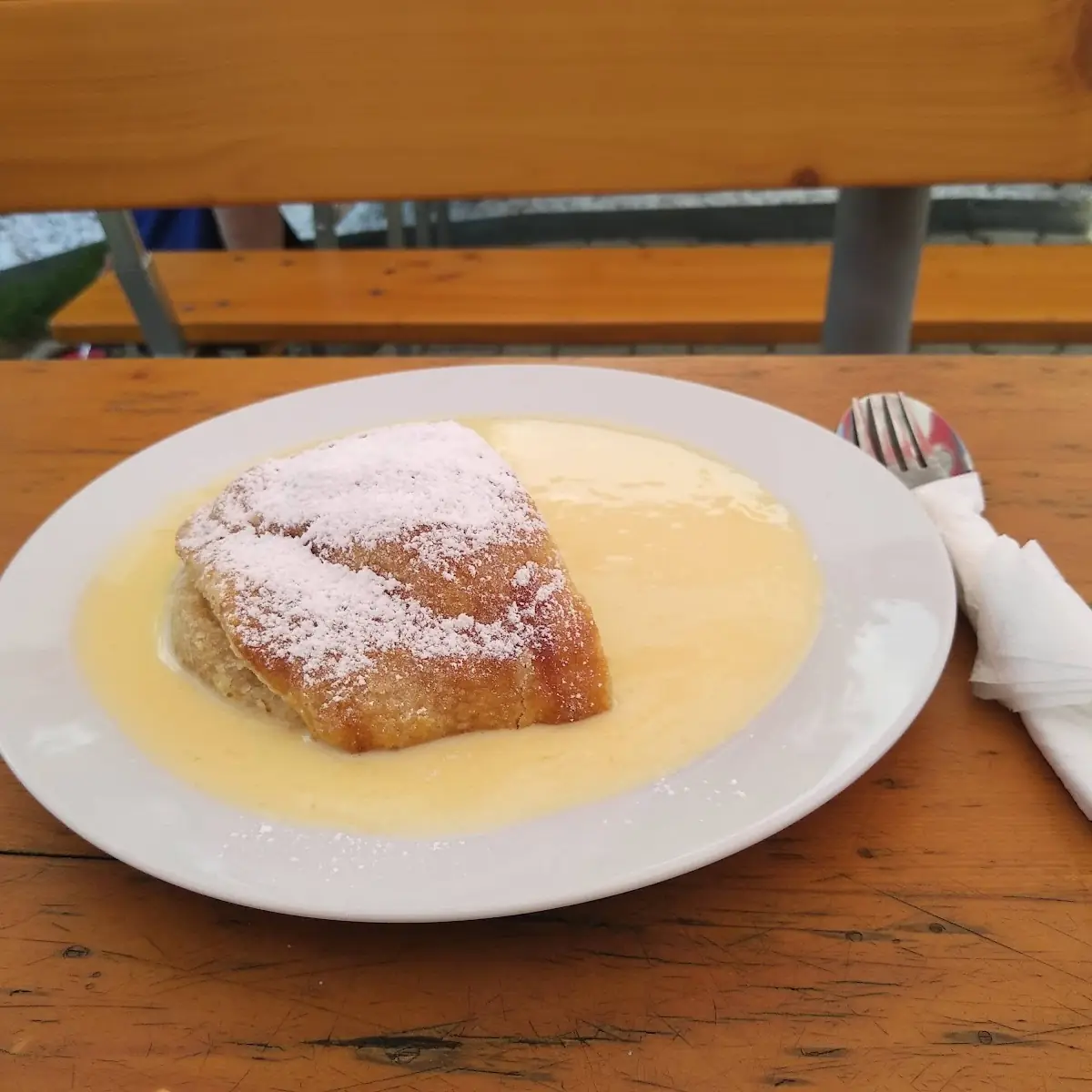 Apfelstrudel Mit Vanillesauce