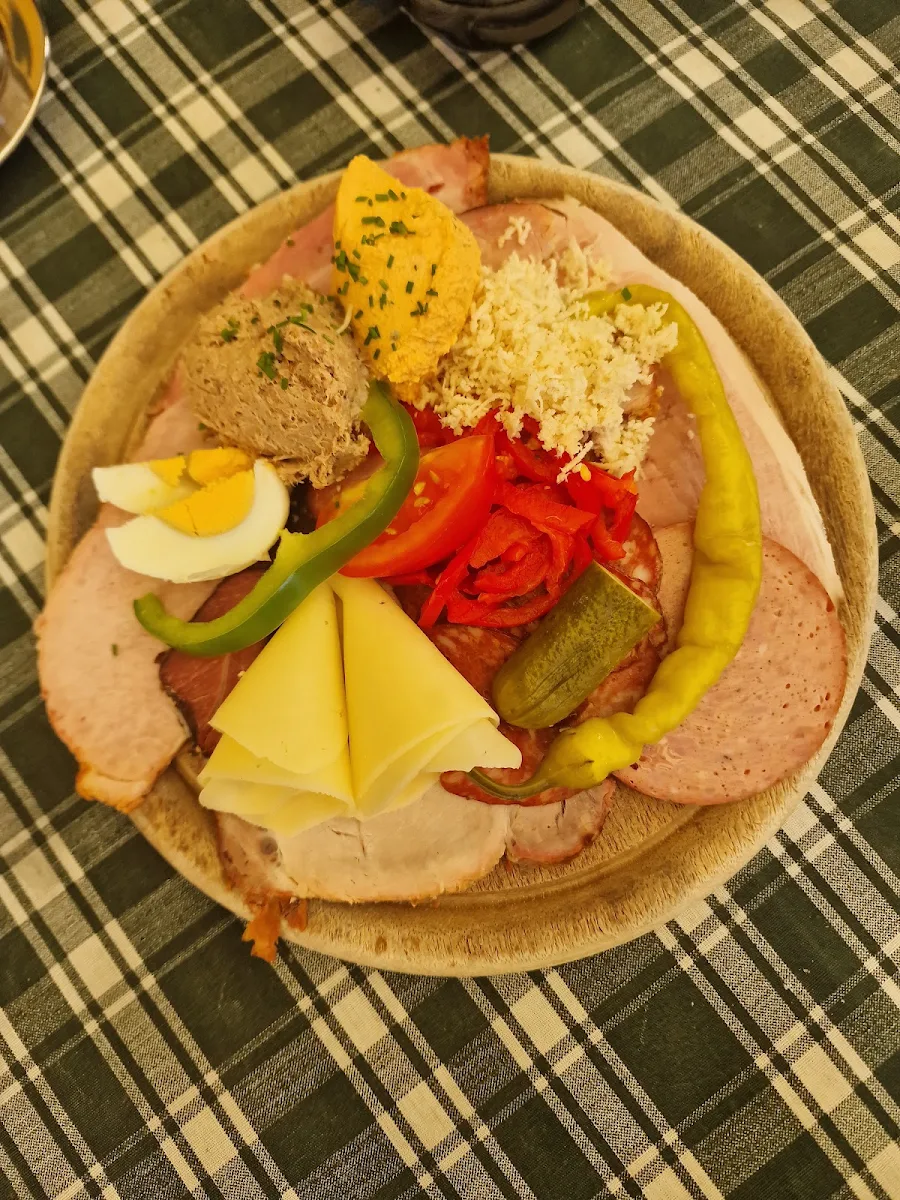 Käseteller Und Brettljause