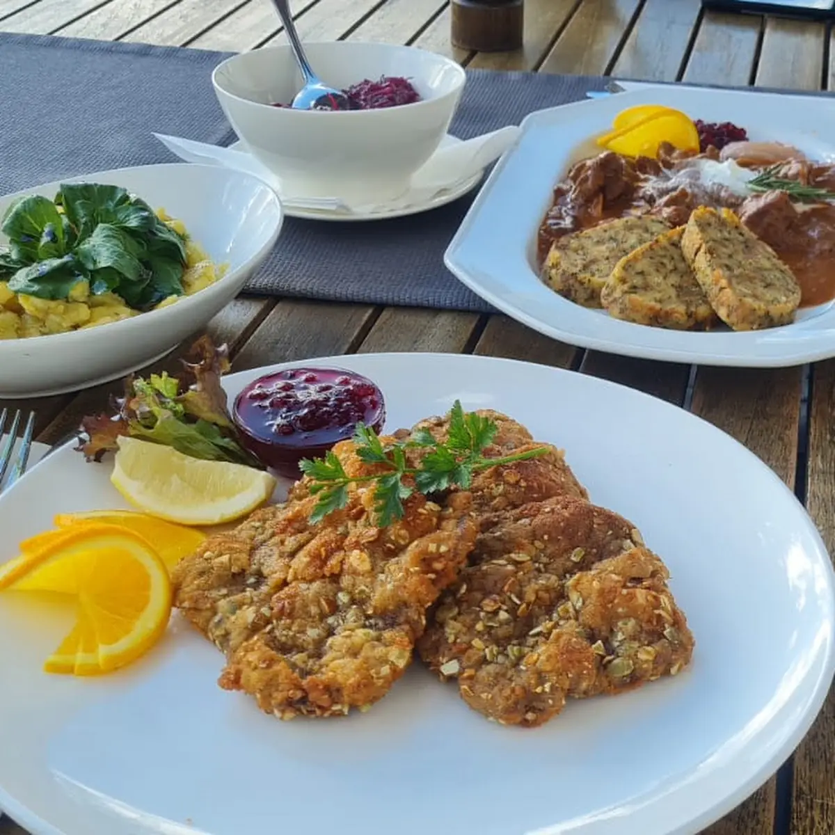 Hirschschnitzel Und Wildragout