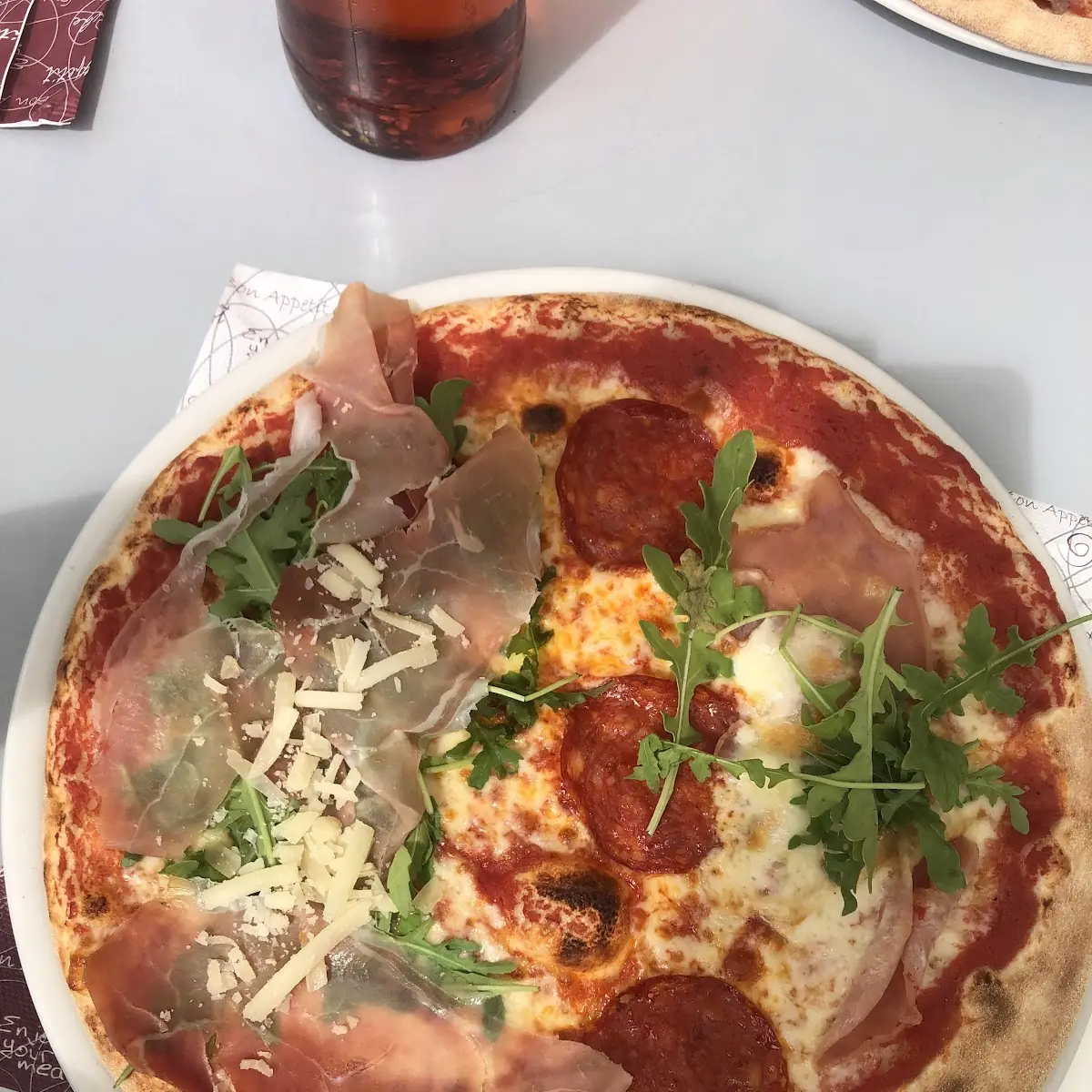 Pizza Margherita