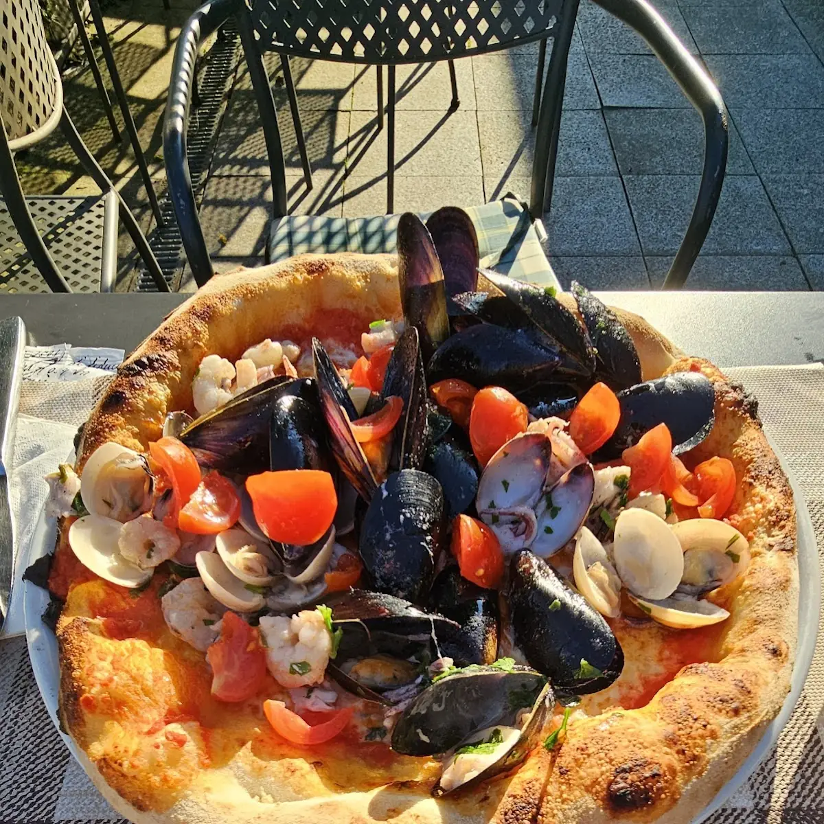 Meeresfrüchtepizza