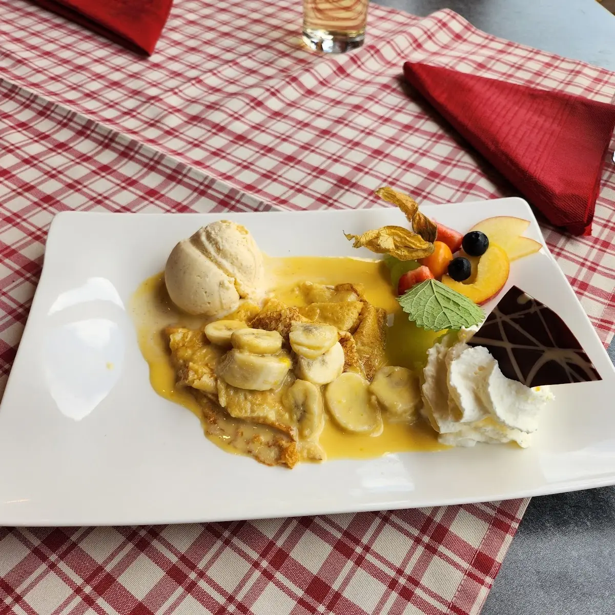 Bananencrepes Mit Vanilleeis