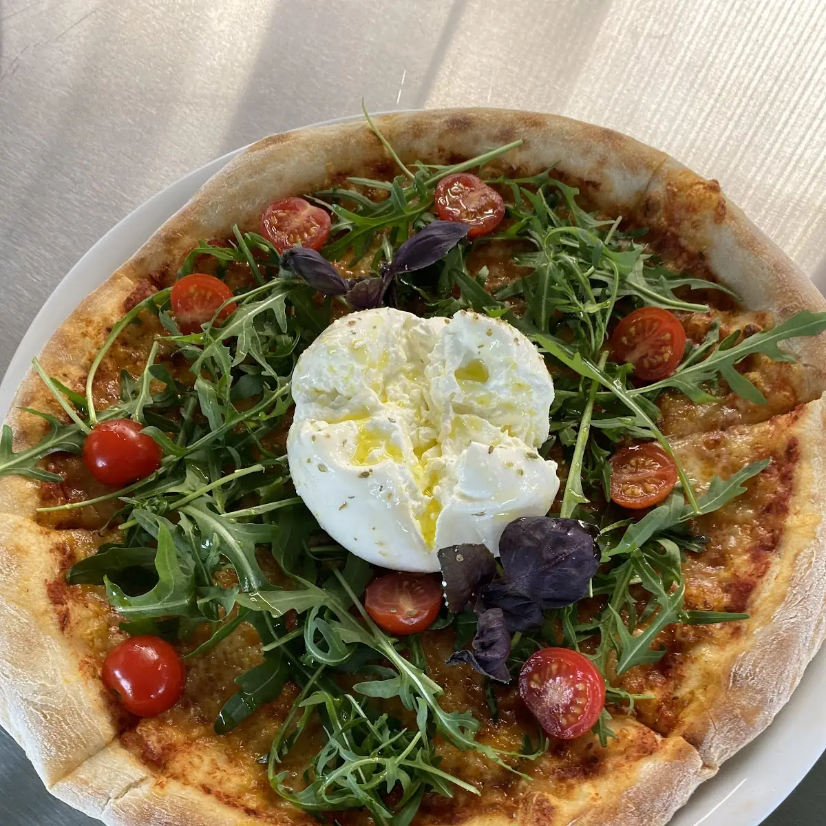 Pizza Burrata Tomate Rucola