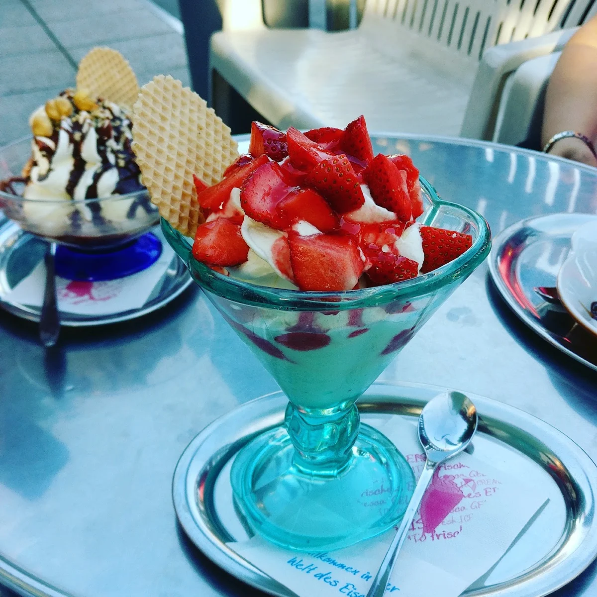 Erdbeerbecher