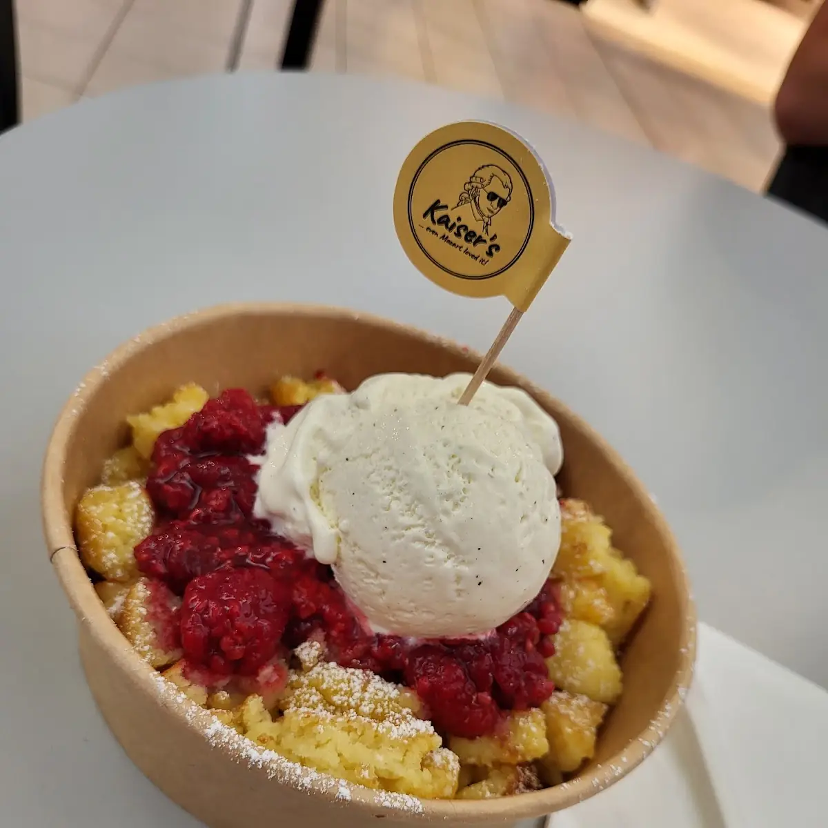 Kaiserschmarrn Mit Himbeeren