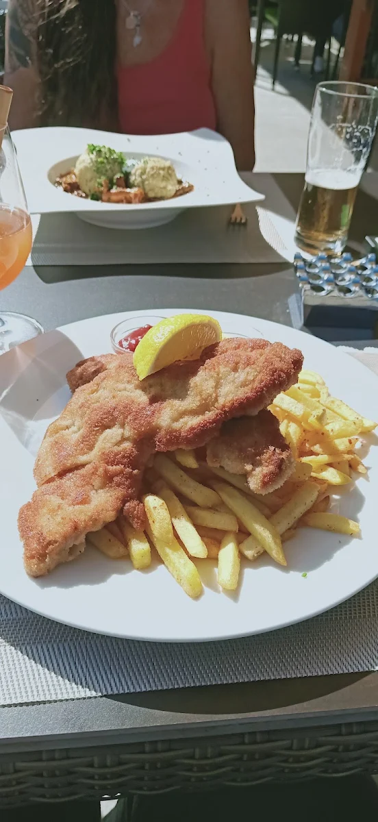 Schnitzel Pommes