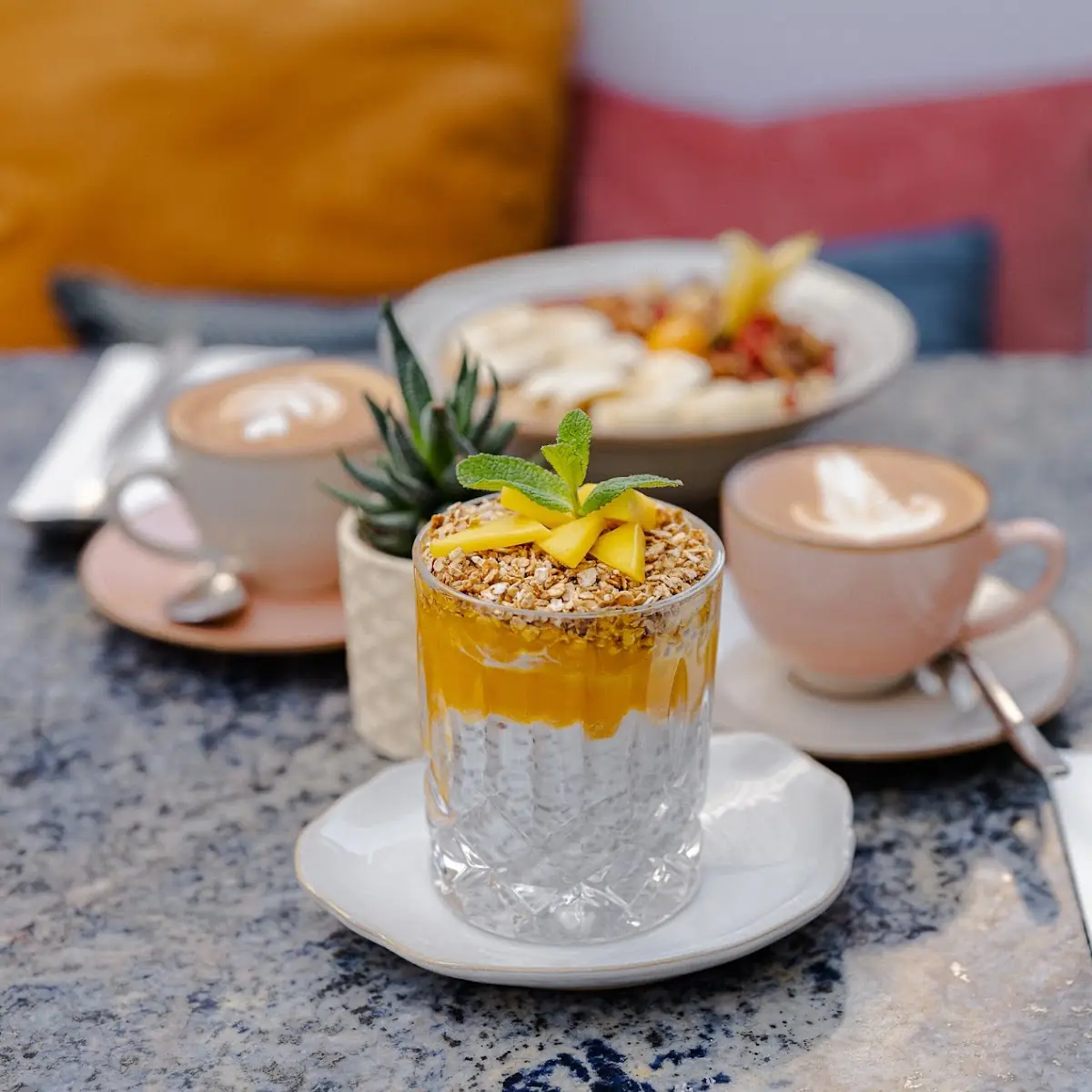 Mango Tiramisu Mit Matcha Eis