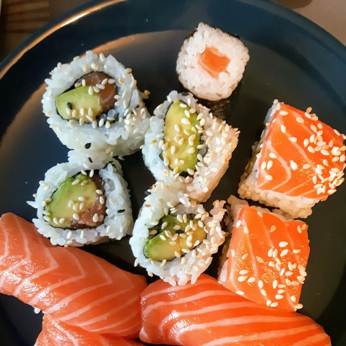 Sake Sushi Lachs-sesam Maki Maki Rolle