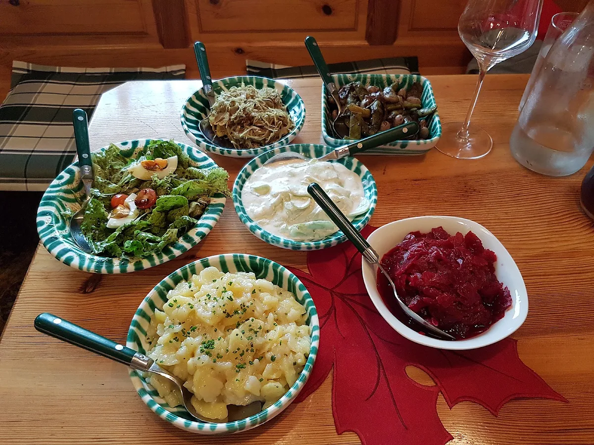 Salate Zum Backhendl