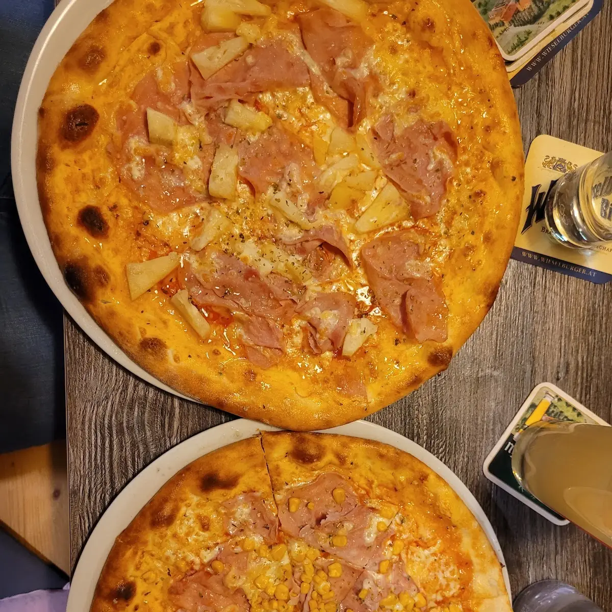 Pizza Hawaii & Pizza Cardinale