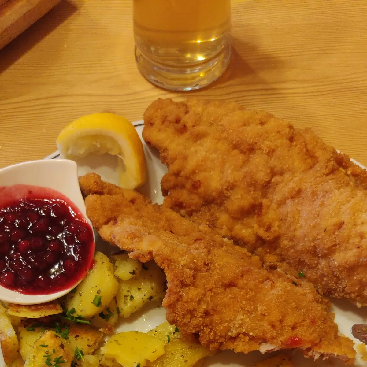 Wiener Schnitzel Mit Bratkartoffeln
