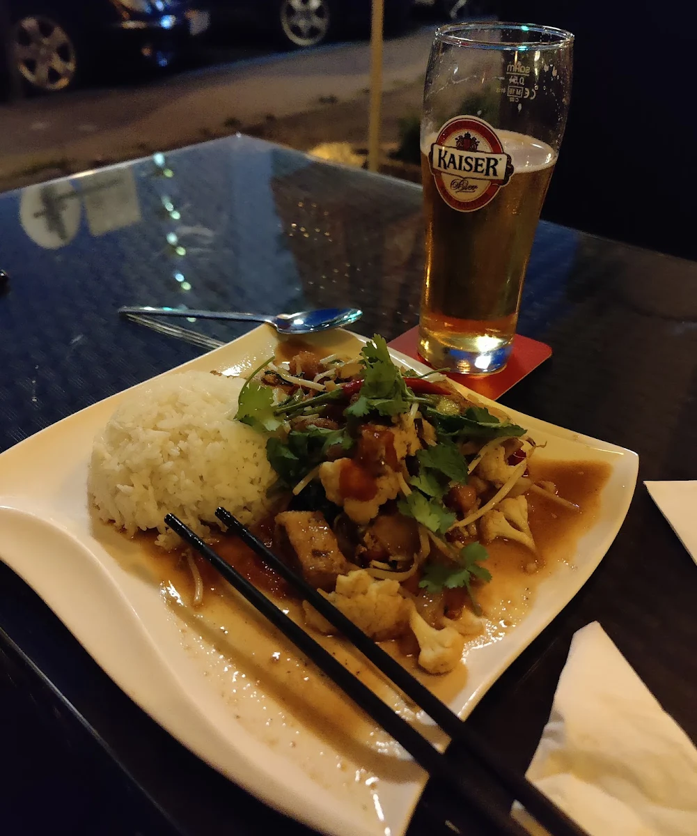 Tofu Mit Gemüse Teller