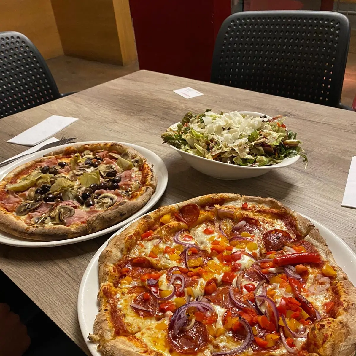 Pizza Diavolo Pizza Capricioasa