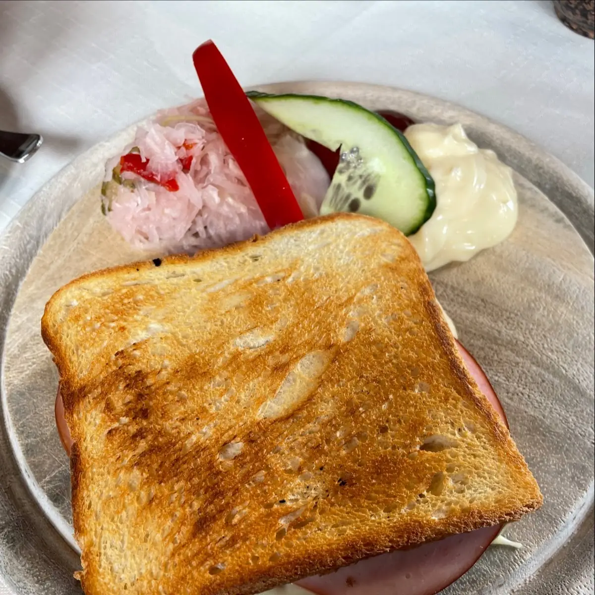 Hot Sandwich with Ham and Cheese