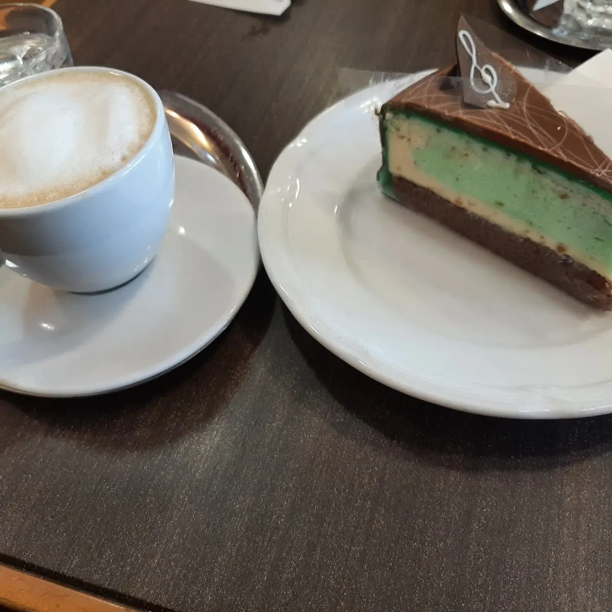 Mozart Torte Mit Café