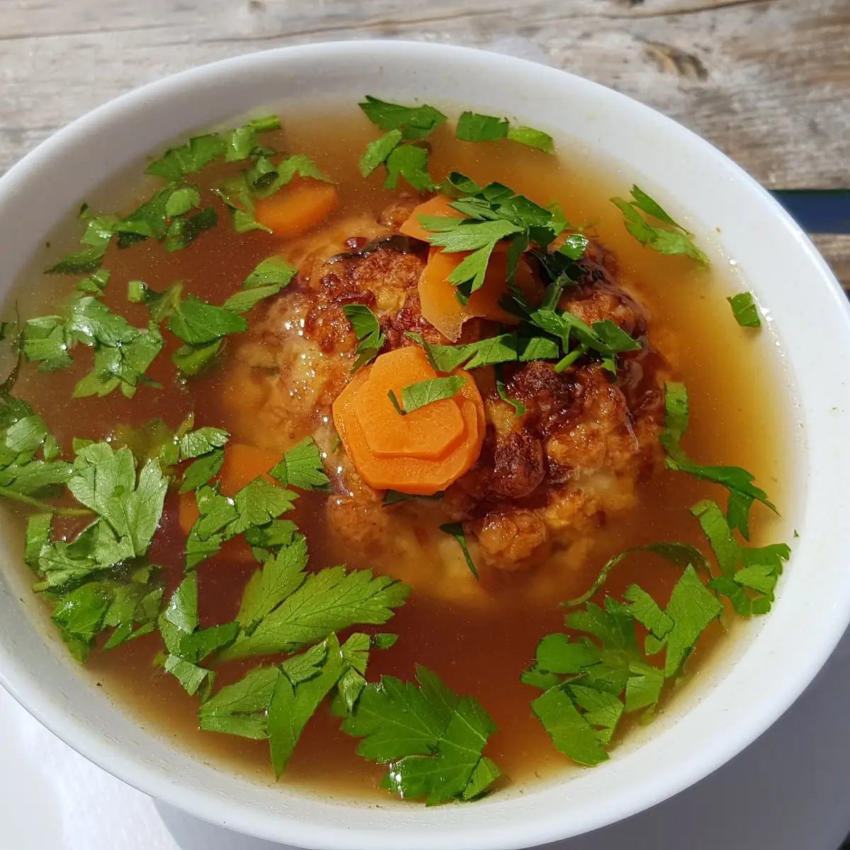 Kaspressknödel-suppe