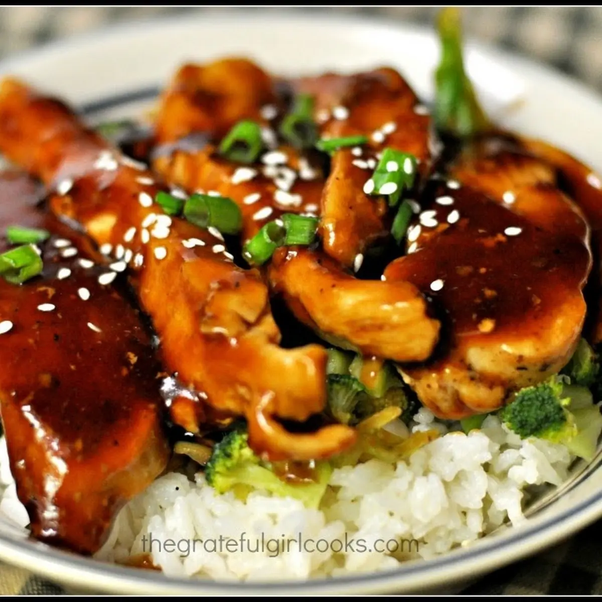 Hühnerfleisch Mit Teriyaki-sauce
