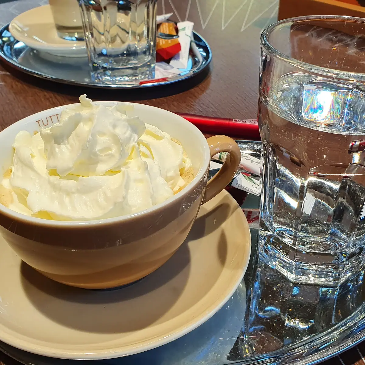 Cappuccino Mit Schlag