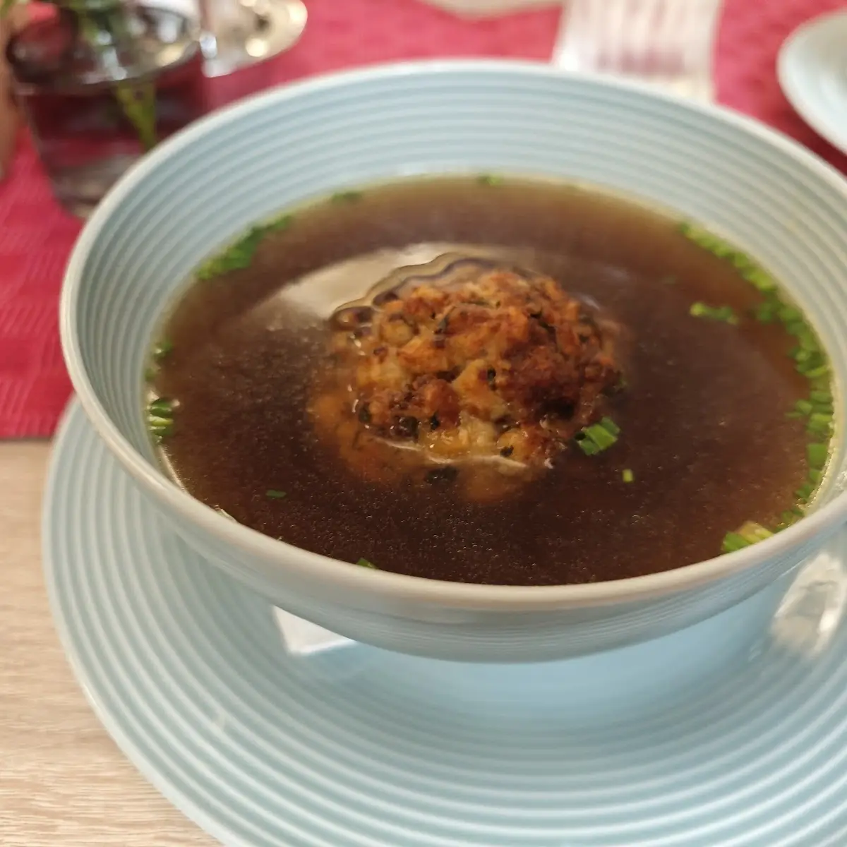 Kaspressknödelsuppe