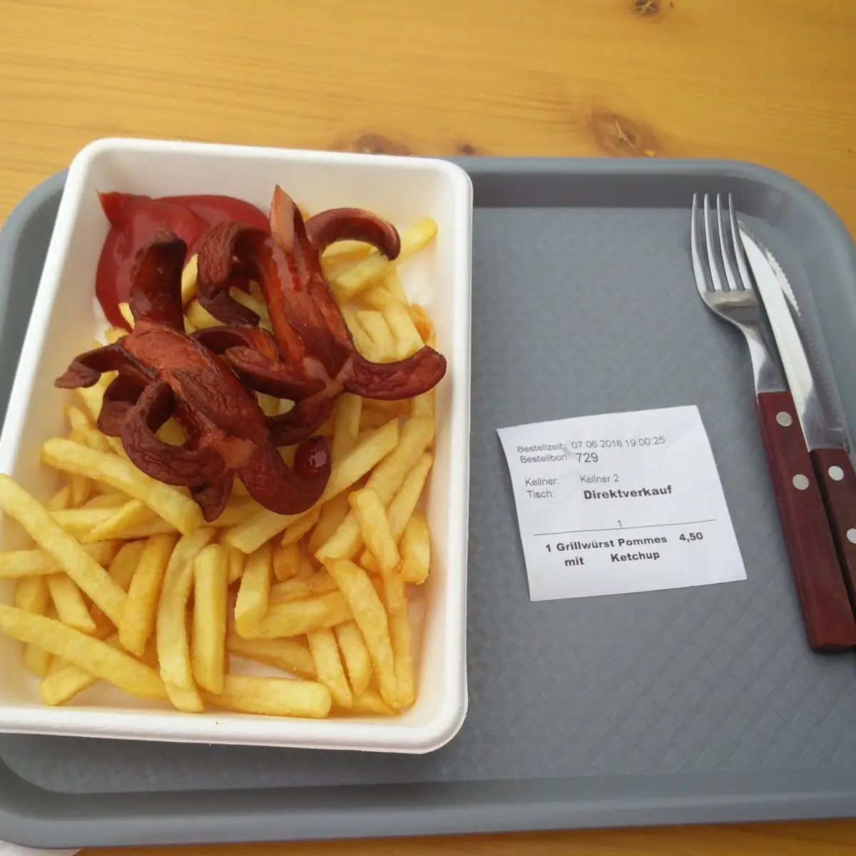 Frankfurter Mit Pommes