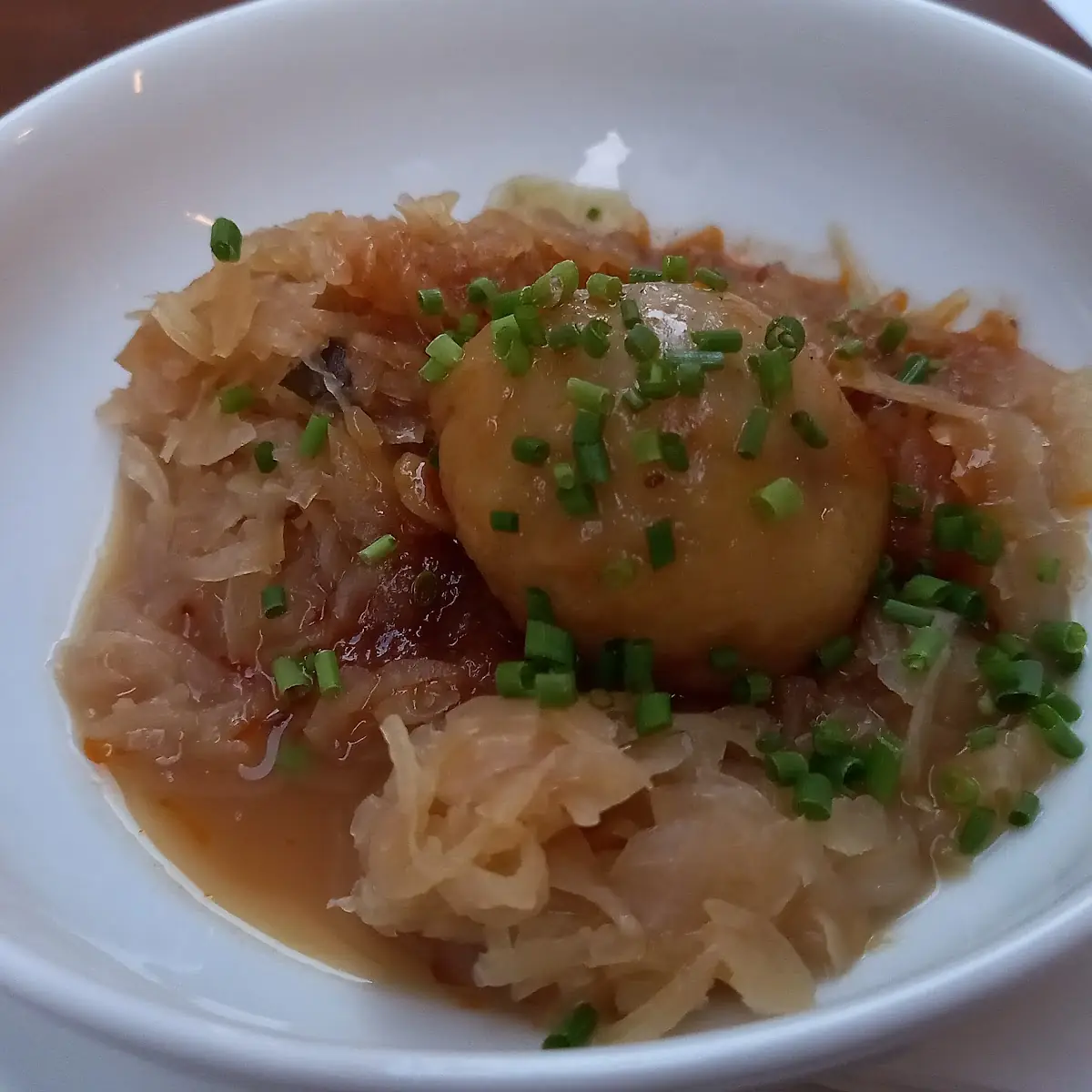Grammelknödel Mit Sauerkraut