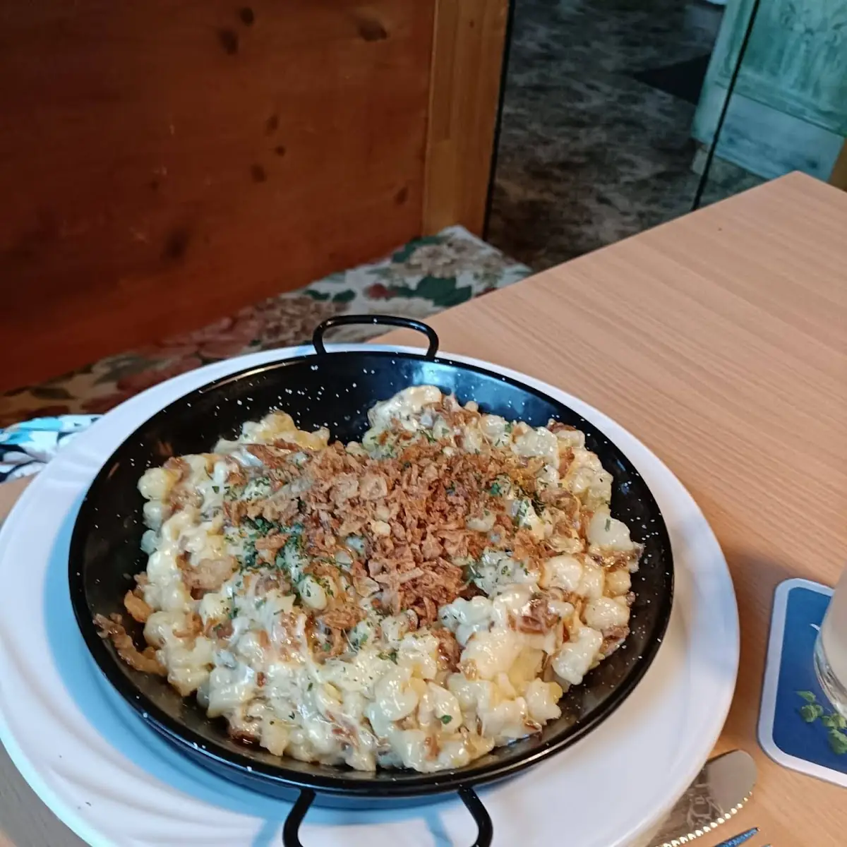 Schinkenrahmkäsespätzle