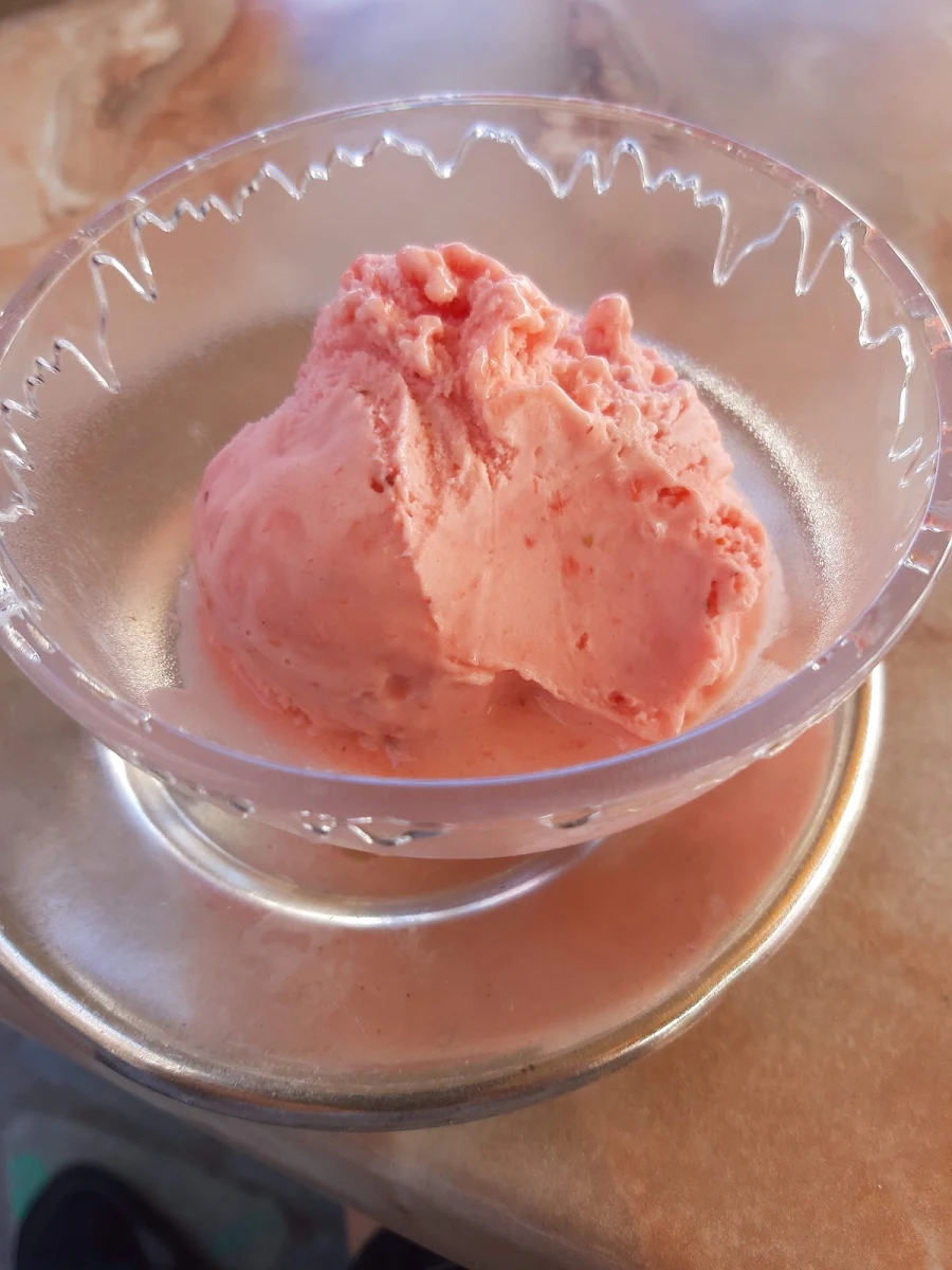 Erdbeereis